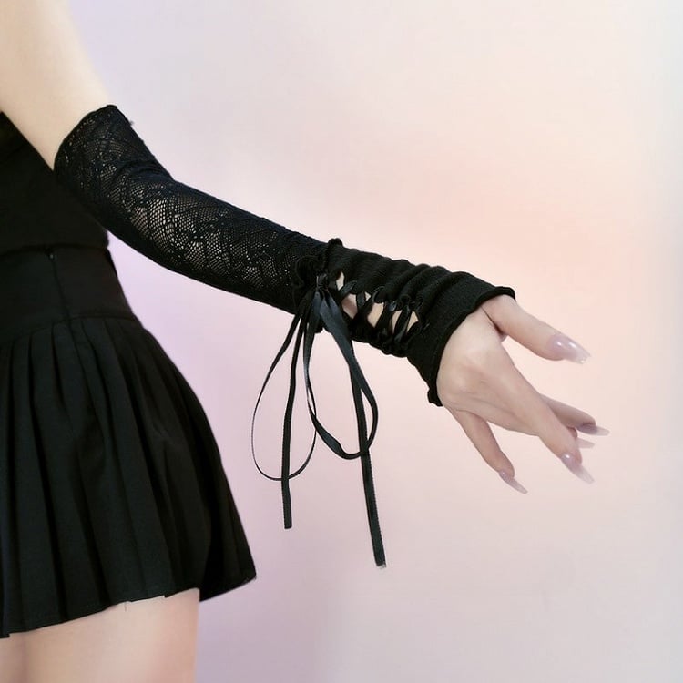 Gothic Punk Black/White Lace-up Sleeves
