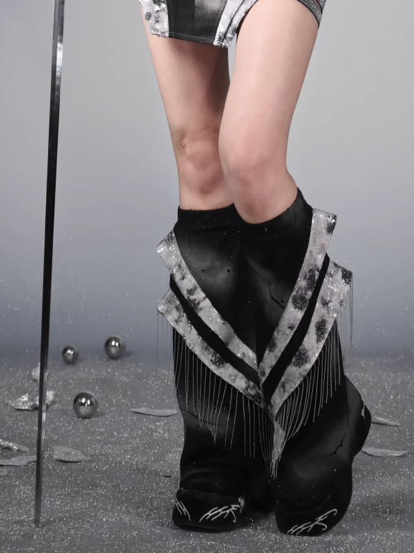 Black  Y3K Fashion Futuristic Metal Fringe Cyberpunk Leg Warmers