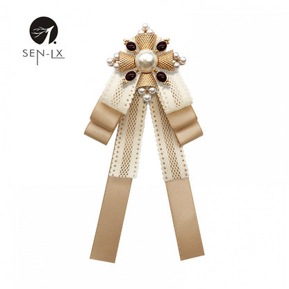 Baroque vintage Bow Brooch