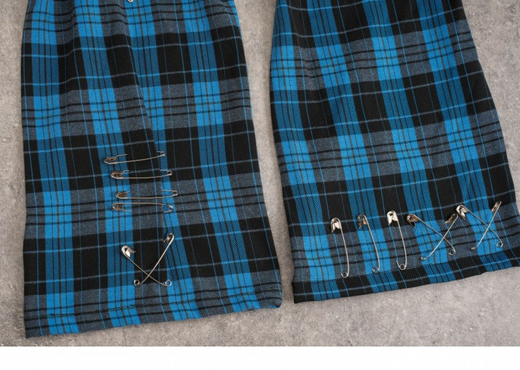 Pins Decorated Black and Blue Plaid Leg Sleeves