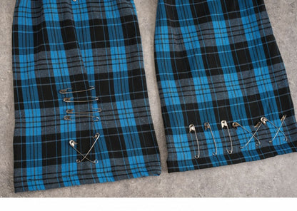 Pins Decorated Black and Blue Plaid Leg Sleeves