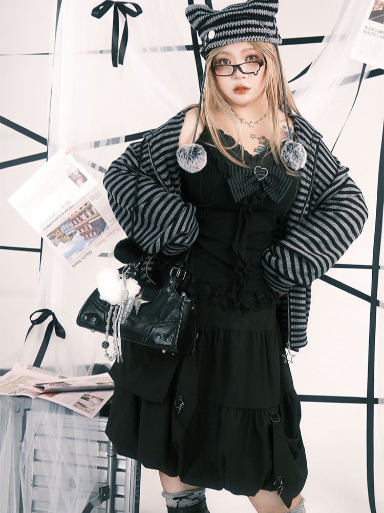 Plus Size Black Knee-Length Bubble Skirt with Hooked Pockets & Elastic Waist