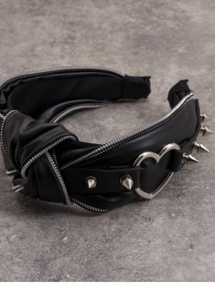 Black Gothic Knot Buckle Decorated Studs Design KC