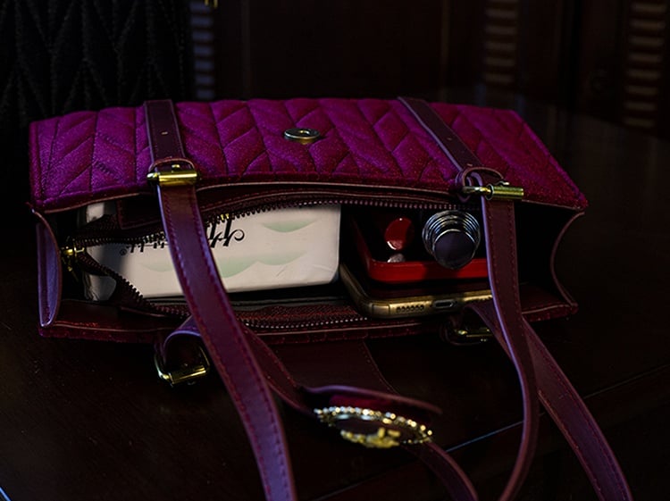 Red Little Angel Vintage Velvet Christmas Shoulder Bag