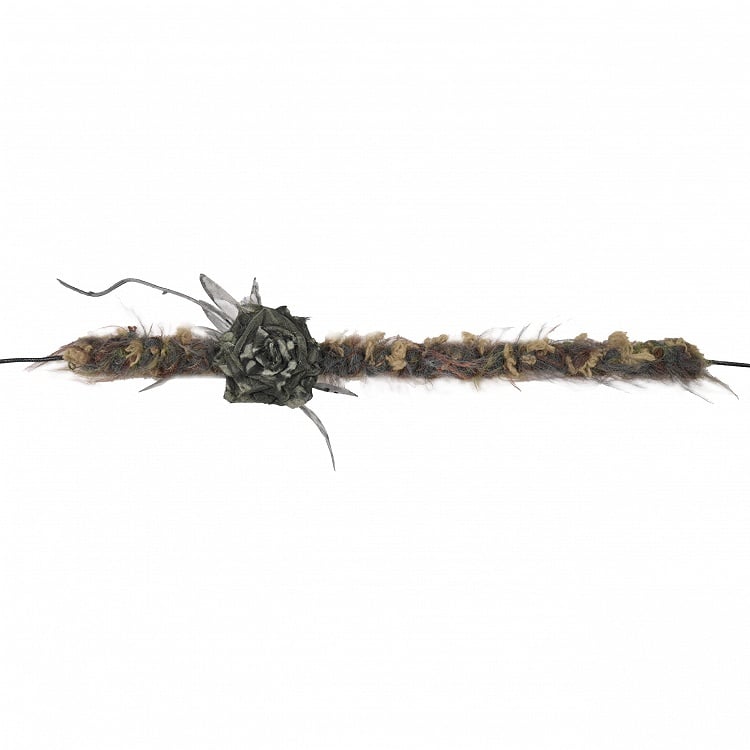 Green Rosette Design Choker