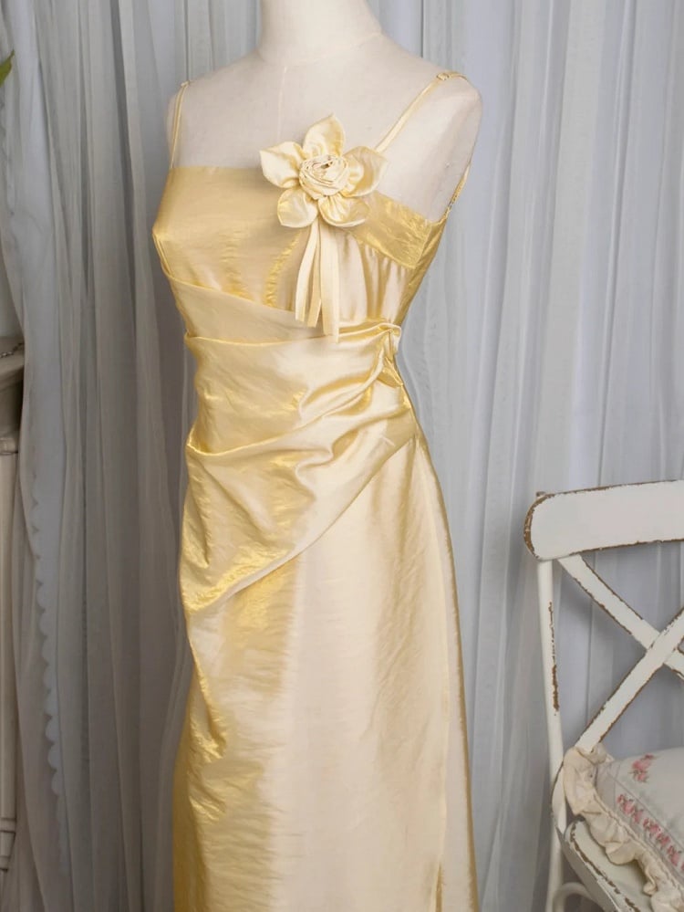 Light Gold Vintage Floral Embellished Sheath Gown Fairy Princess Dress