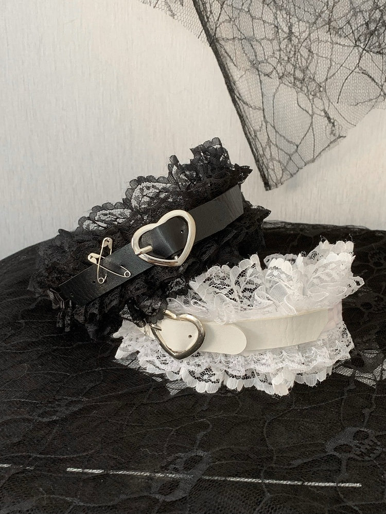 Black/White Pin Decorated Heart Buckle Ruffled KC