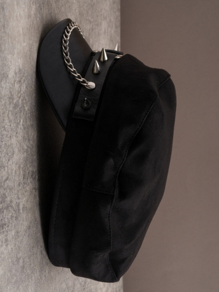 Black Gothic Heart Ring Chain Charm Studs Details Beret Hat