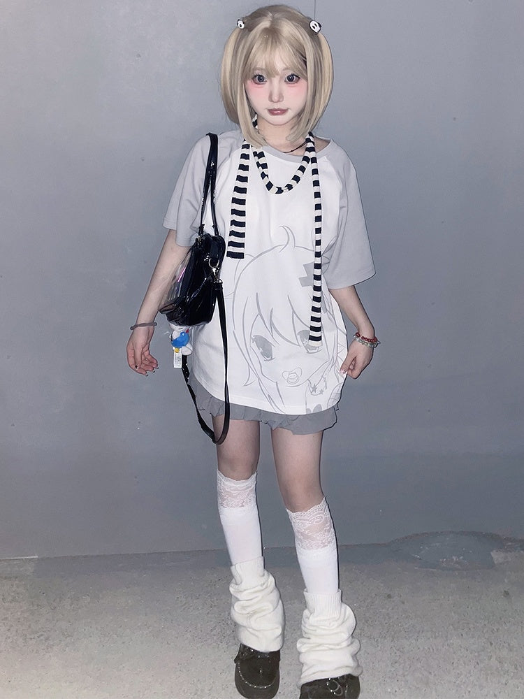 Light Gray Yami Kawaii Graphic T-shirt