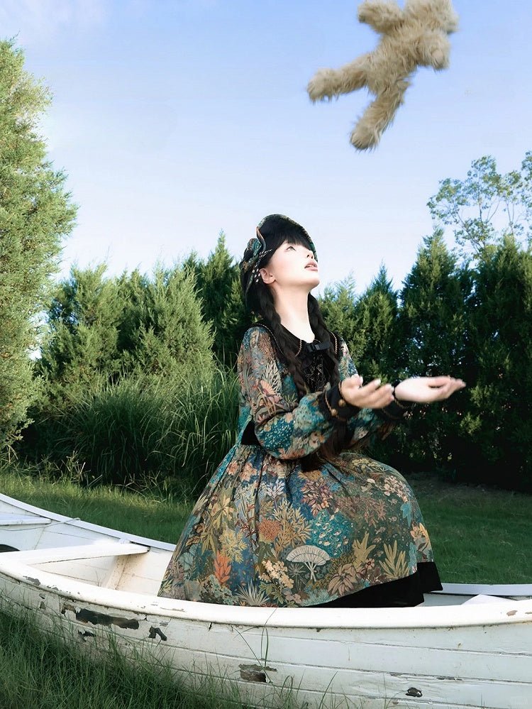 Green & Blue Floral Print Long-Sleeve Elegant Classic Lolita Dress with Black Collar and Cuffs