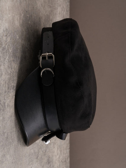 Black Gothic Bell Charm Bowknot Decorated Buckle Design Beret Hat