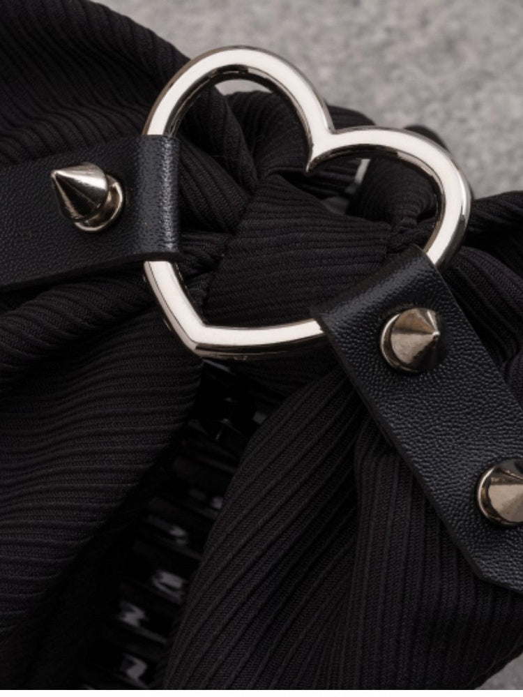 Gothic Heart Buckle With Studs Decorated Black Bow Claw Clip