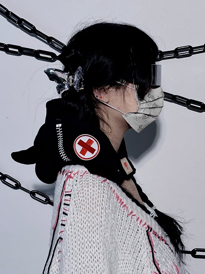 Pins and Zip Design Black Punk Devil Horns Hat