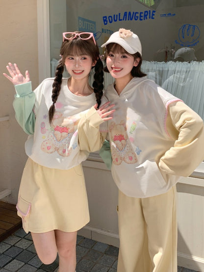 Green and Yellow Colorblock Design Teddy Bear Print Drawstring Hem Autumn Sweatshirt