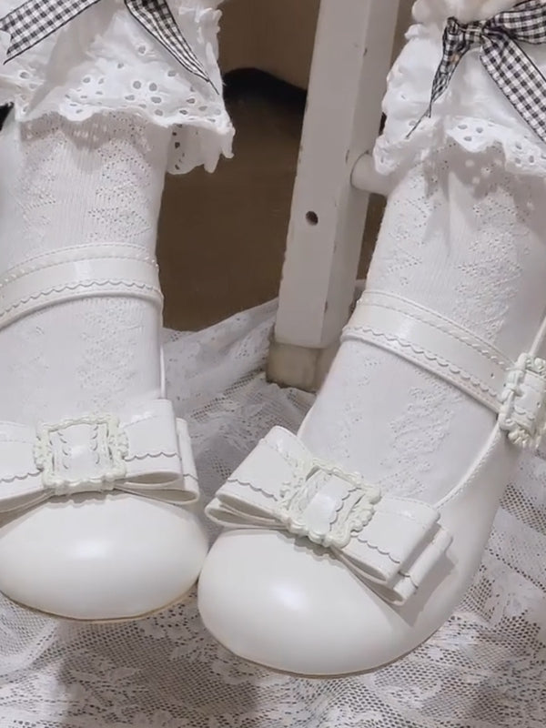 White Elegant Lolita Mary Janes with Round Toe Design, Bow at Top & Vintage Frame Details