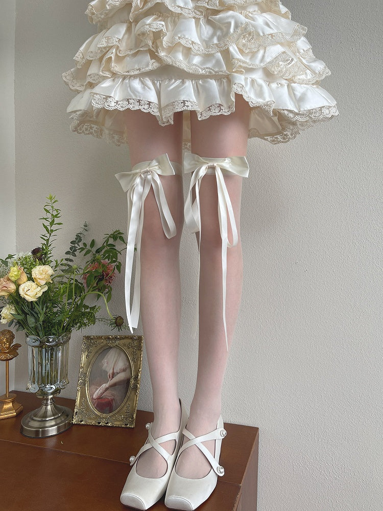 Milk White/Black Bowknot Design Semi-sheer Overknee Stockings