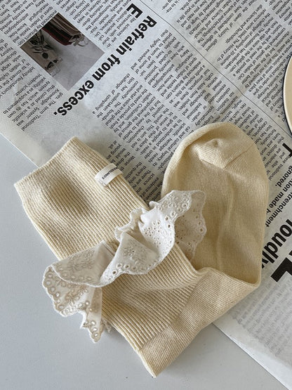 White/Black/Grey/Apricot Lolita Calf Socks With Hollow-out Lace Ruffled Cuffs