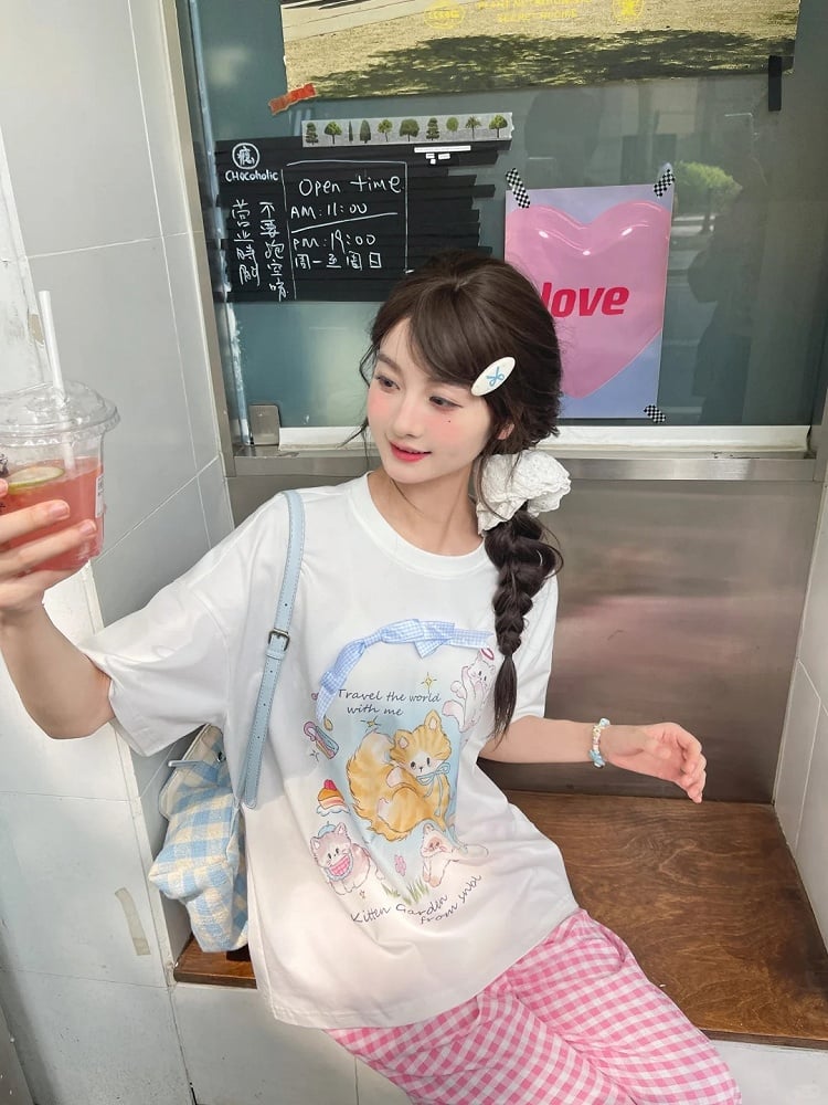 Adorable Cat Print White Round Neck T-shirt Long/Short Version