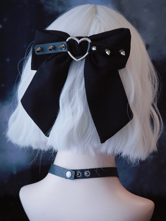 Black Gothic Heart Buckle With Studs Decorated Bowknot Clip