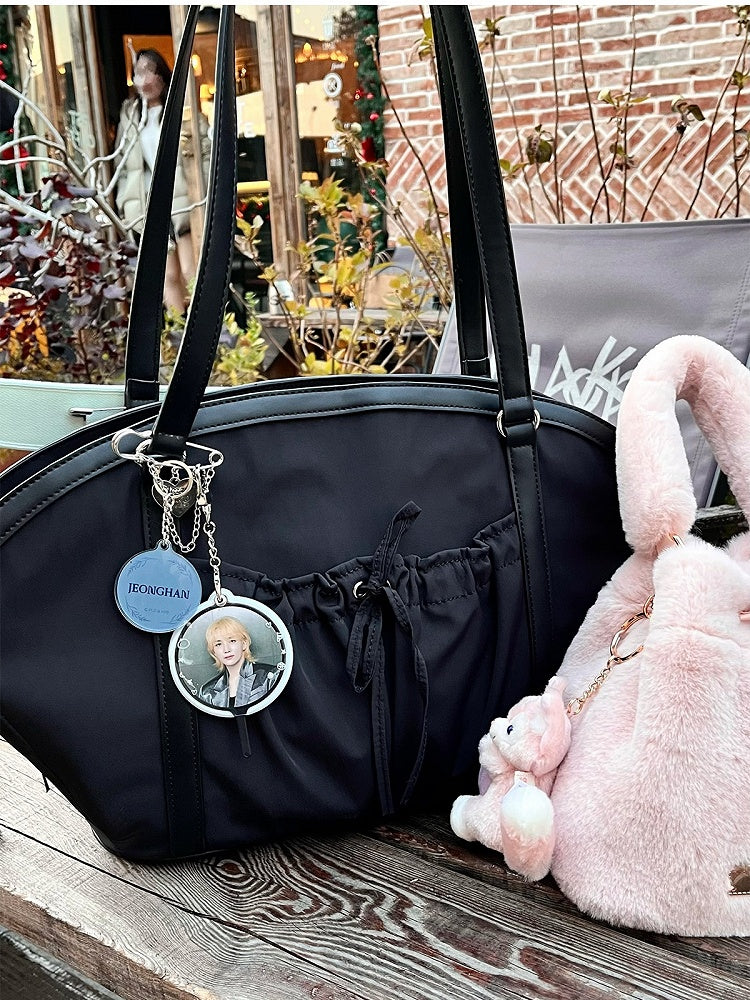 Black Fan-shaped Ita Shoulder Bag