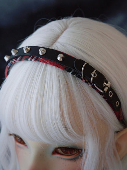 Red And Black Plaid Pattern Heart Buckle With Studs KC