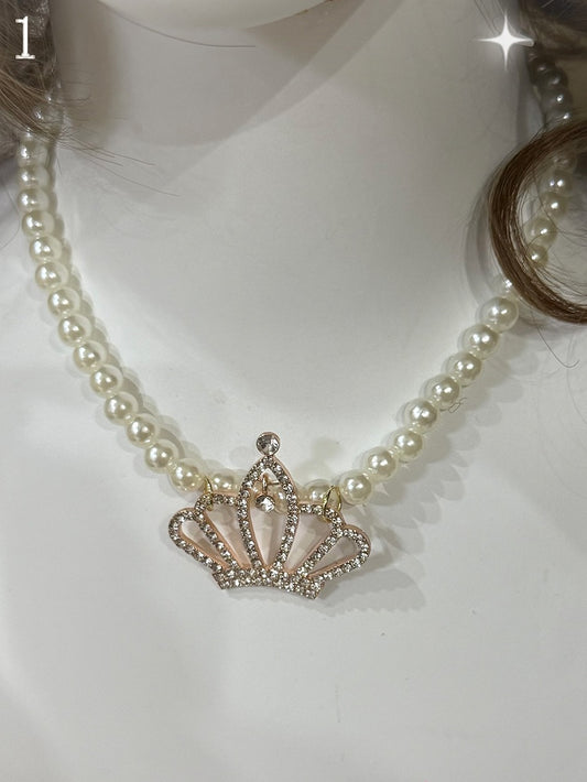 4 Options Rhinestone Crown/Heart Pendant Beaded Necklace
