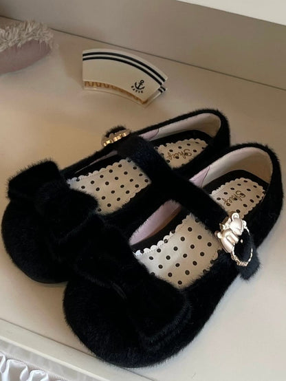 Top Bow with Hugging Bear Heart Closures Plush Flat Shoes in Sweet Lolita - Regular Version