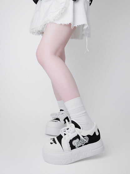 Black & White Otaku-Kwaii Platform Shoes - Lace-Up Design with Letter Print & Raw Edge Trim