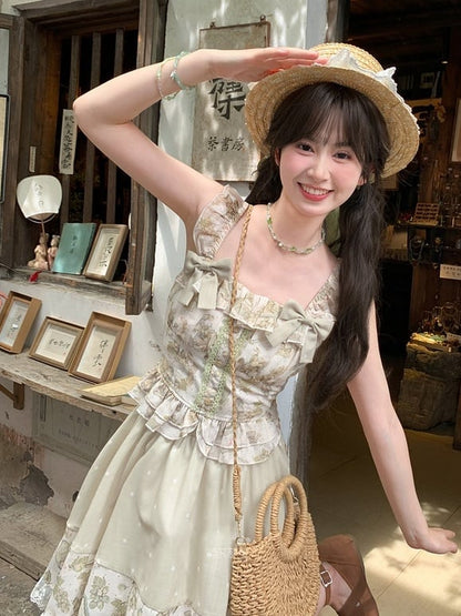 Light Green Vintage Grape Print Sleeveless Top with Detachable Bowknots