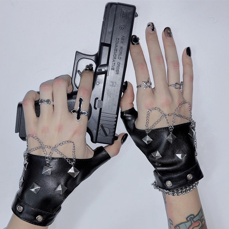 Studs Design Black Punk PU Leather Gloves