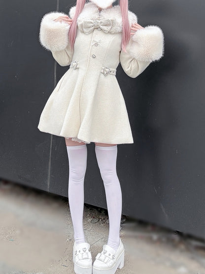 Jirai Kei Black/Beige Waisted Coat with Detachable Faux Fur Collar and Cuffs