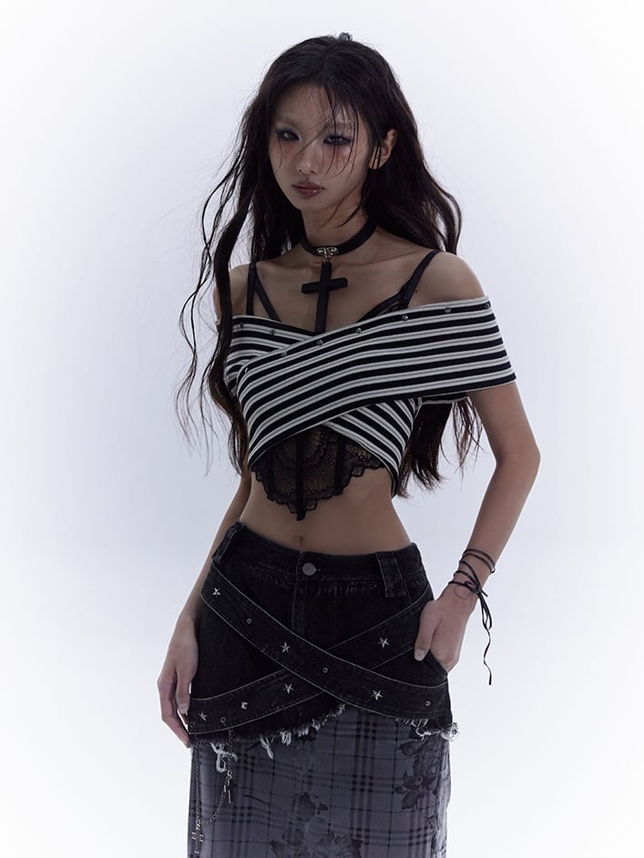 Black and White Off-the-shoulder Neckline Studded Striped Strapless Top