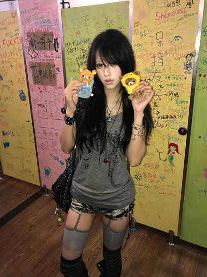 Y2k Punk Style Gray T-shirt with Subcultural Print