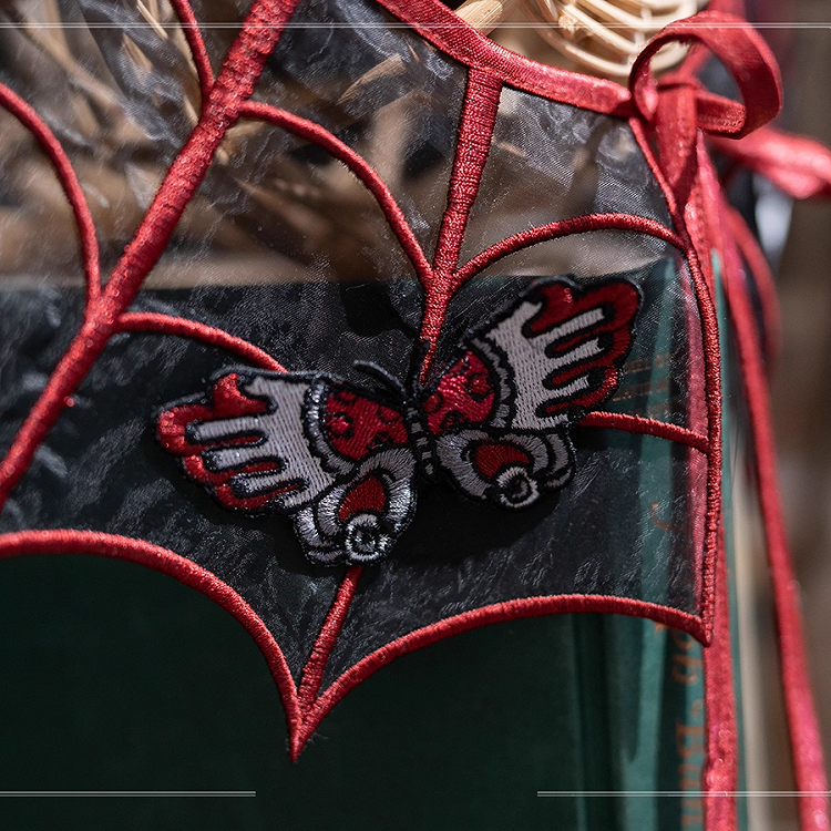 Butterfly Embroidery Black and Red Hairclip/Brooch