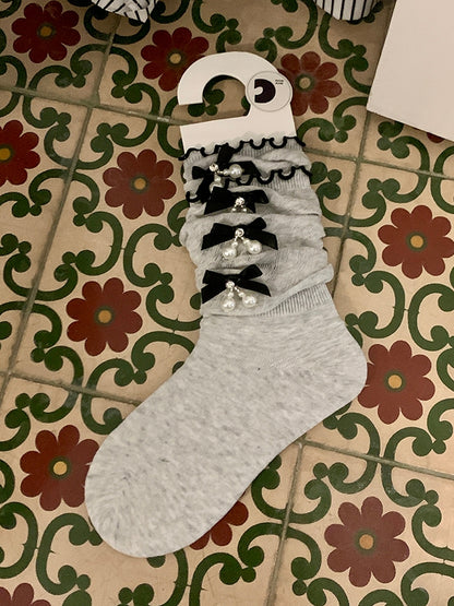 White/Black/Gray Beaded Charm Bowknot Details Calf Socks
