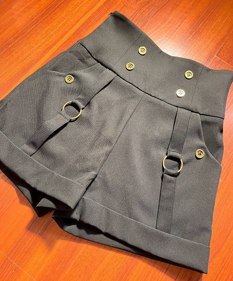 Black Lace-up Back High Waist Ouji Fashion Lolita Shorts