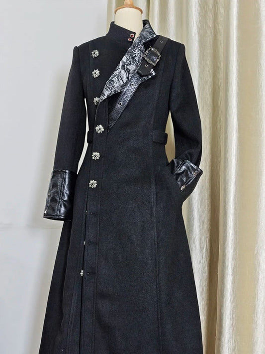 Ouji Fashion Black Leather Cuffs Gothic Lolita Woolen Coat with Silver Inner Lining