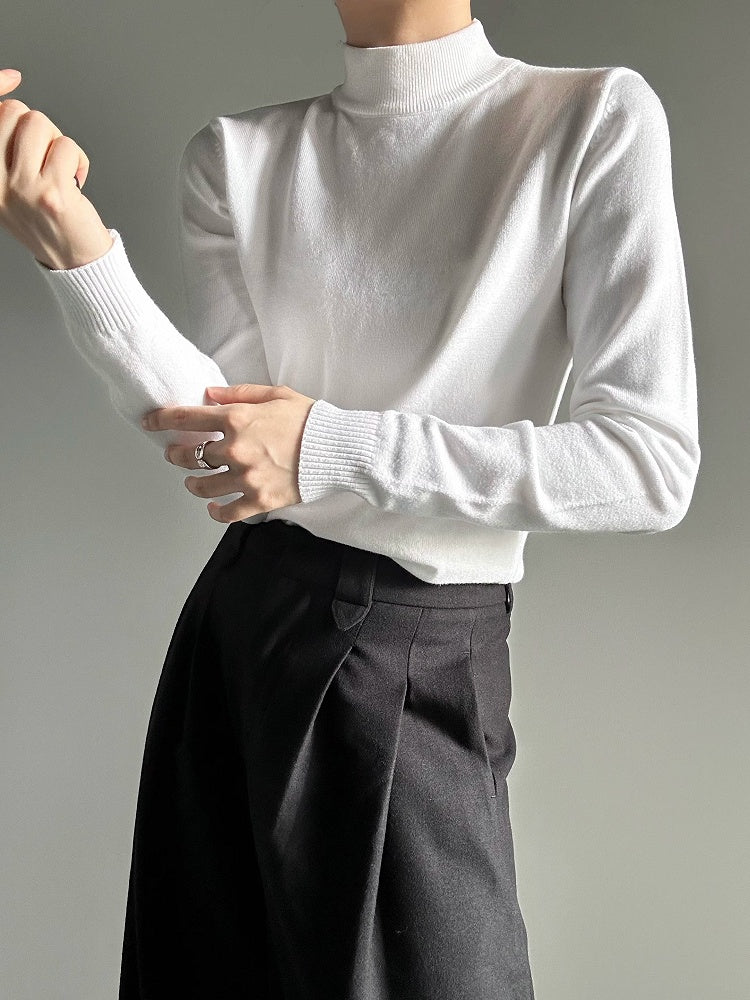 Ouji Lolita White Unisex Slim Fit Long-Sleeve Sweater with Turtle Neck