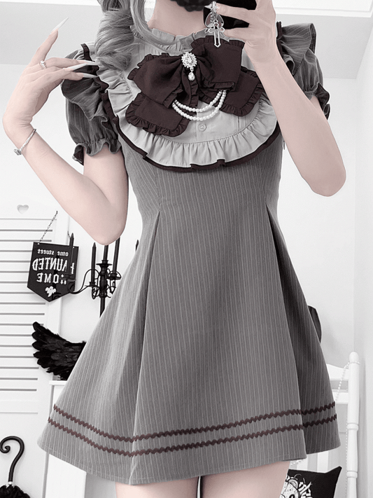 Jirai Kei Ruffle Neckline Puff Sleeves Gray Striped Dress with Free Bowtie