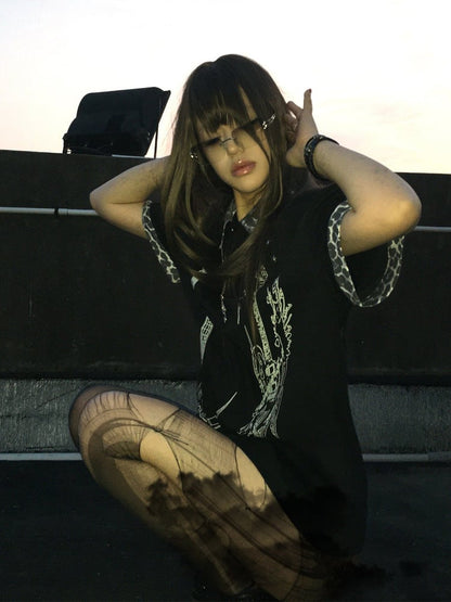 Black Y2K Punk T-Shirt with Subcultural Print & Leopard Collar