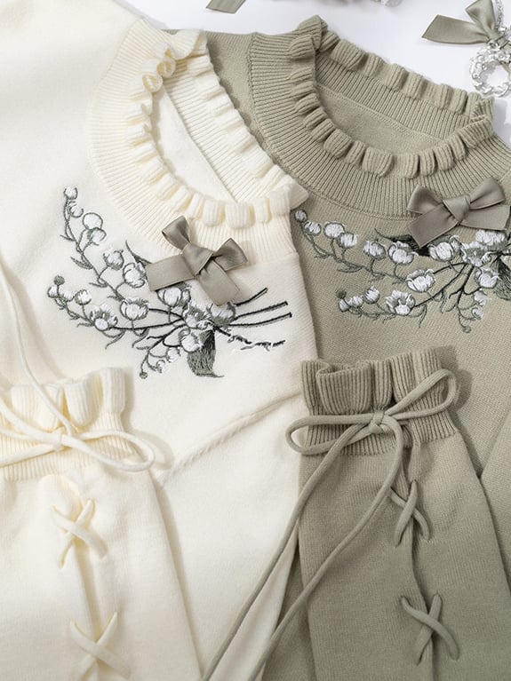 Green Lily of the Valley Embroidery Lace-up Cuffs Autumn Knit Top