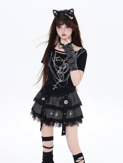 Black Stripes Lace Trim Punk Lined Tiered Skirt with Skeleton Bow Clips