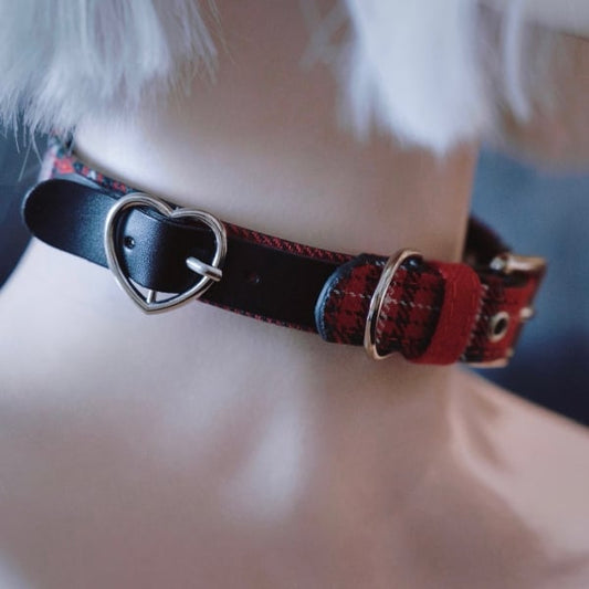 Heart PU Buckle Gothic Red Plaid Choker