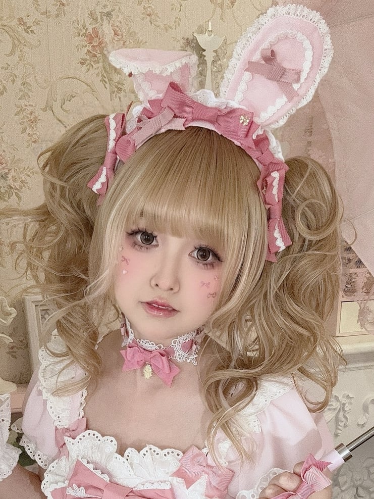 Pink Bowknot Details Choker