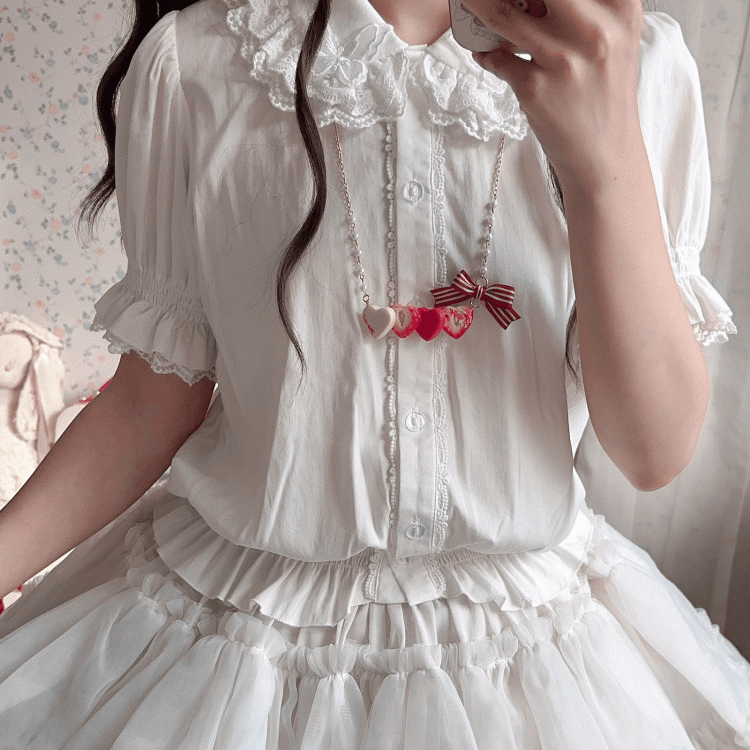 Butterfly Appliques Embellished Peter Pan Collar White Lolita Blouse