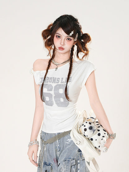 Asymmetrical Neckline Number Print White/Black Slim-fitting T-Shirt