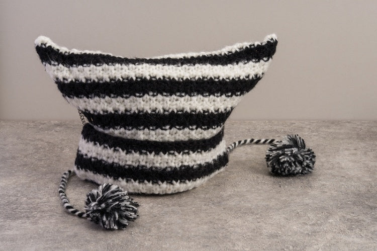 Heart Buckles Gothic Black and White Striped Knitted Hat with Chain