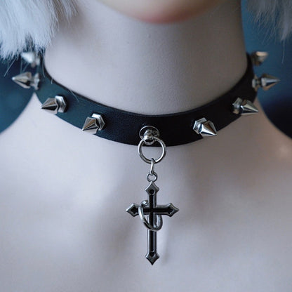 Black Gothic Cross Pendant Studs Design Choker