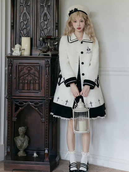 Heart-shaped Pockets White Woolen Coat with Black Embroidery Detail