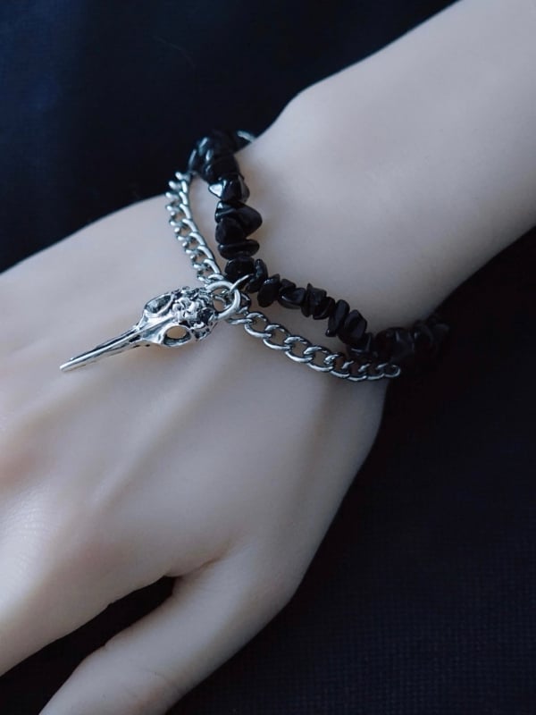 Silver&Black Gothic Bird Bone Charm Crushed Stone Bracelet